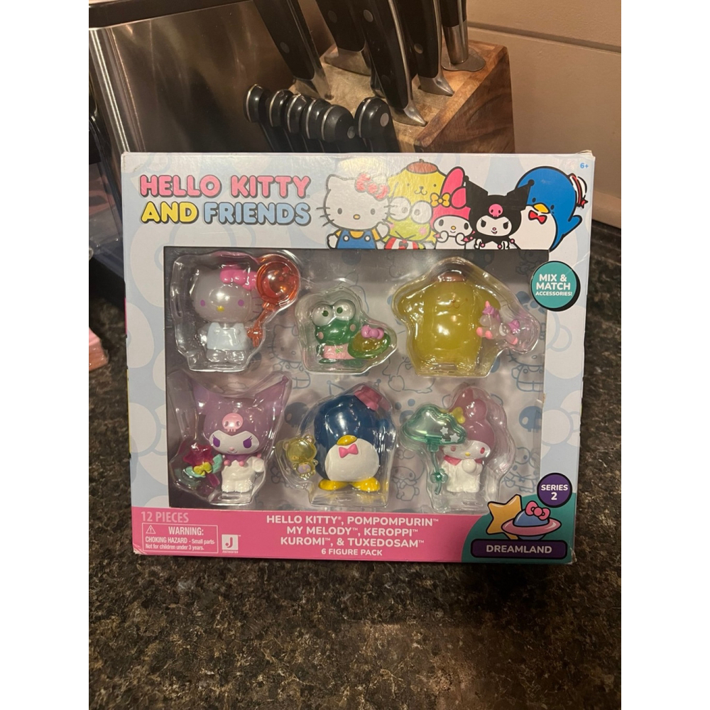 Jazwares Hello Kitty and Friends Dreamland Series 2 Set, 6 Figures/6 Accessories